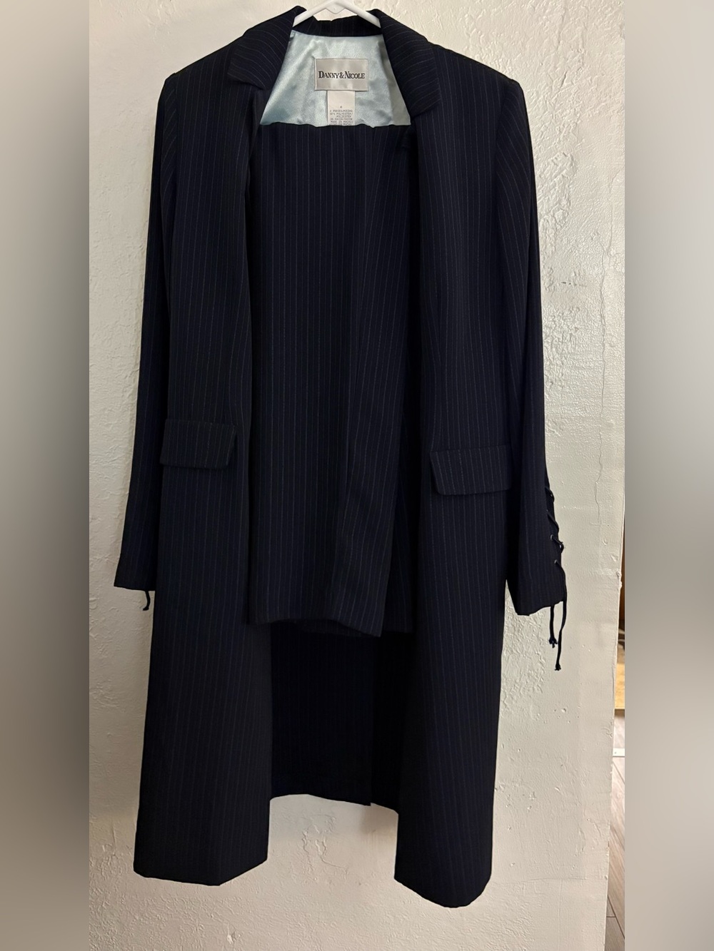 Three-Piece Women’s Size 6 Danny & Nicole Business Suit Set